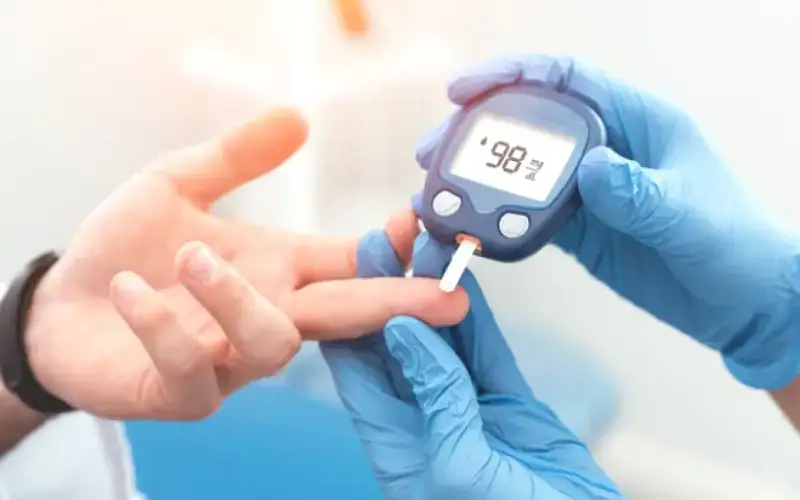 اكتشاف علمي يمهد لعلاج جذري لمرض