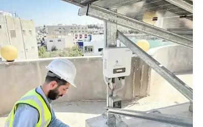 كهرباء إربد تستكمل تركيب 840 نظاما