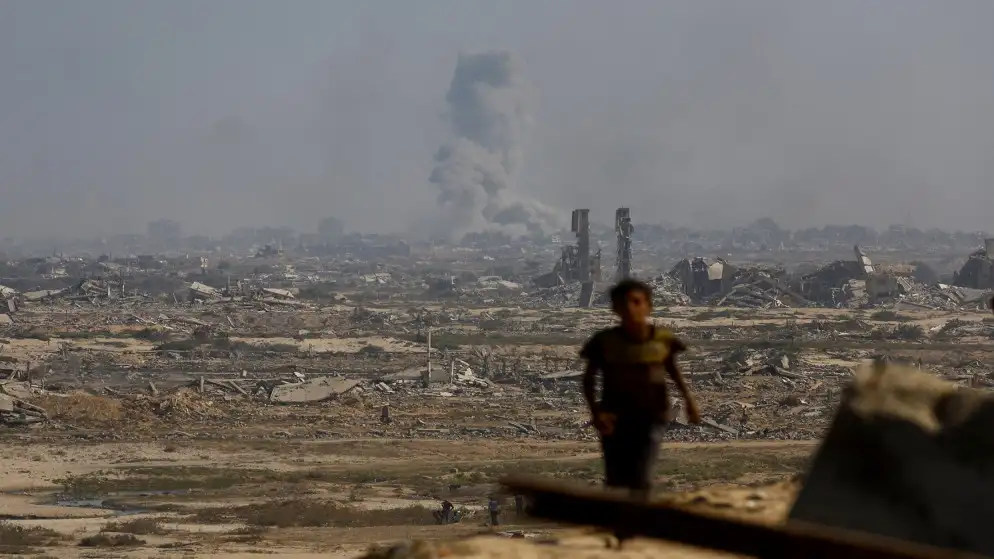 الدفاع المدني في غزة: قصف إسرائيلي