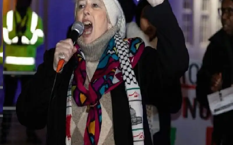 صحفية بريطانية: أفضل قضاء شهرين في