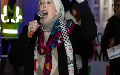 صحفية بريطانية: أفضل قضاء شهرين في