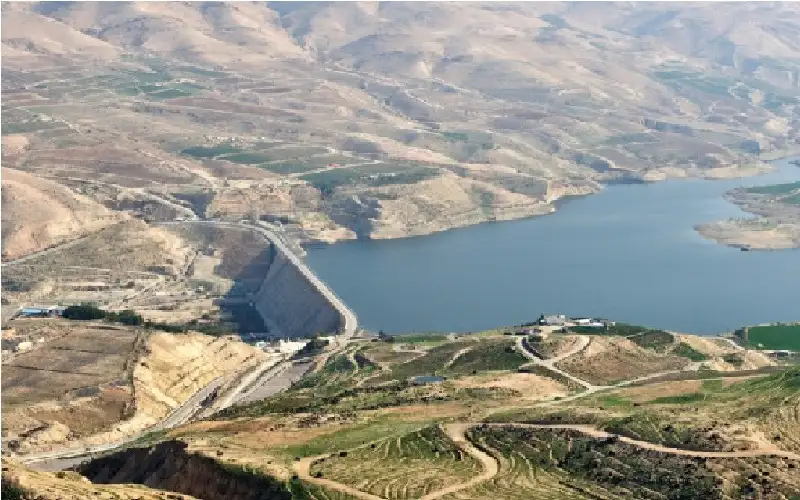 وزير المياه: دراسات لإنشاء سدود جديدة