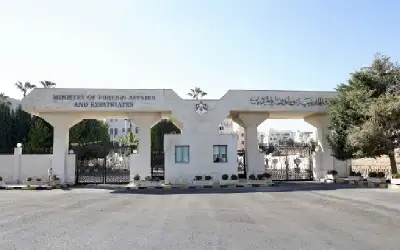 الصفدي يبحث مع نظيره البرتغالي الأوضاع