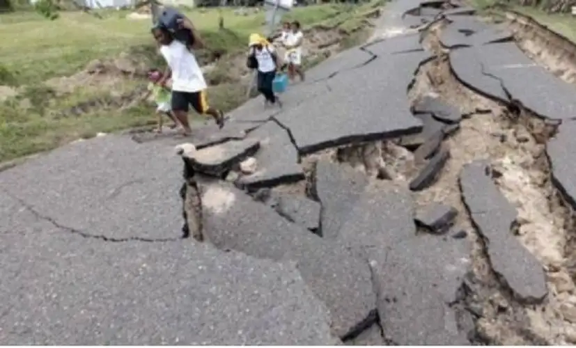 قتلى وأضرار مادية في زلزالين قبالة