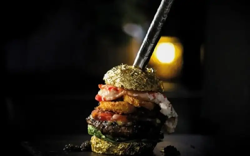 أغلى برغر في العالم بـ 11