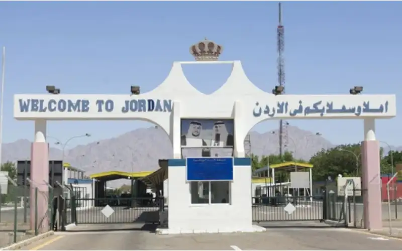 مواعيد فتح جسر الملك حسين أمام