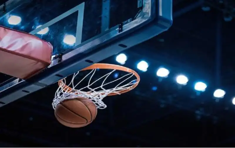 مباراة الفيصلي والوحدات في دوري كرة