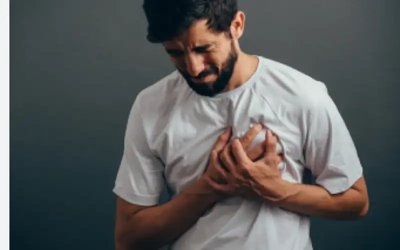 أربعة أسباب رئيسية للجلطات والنوبات القلبية