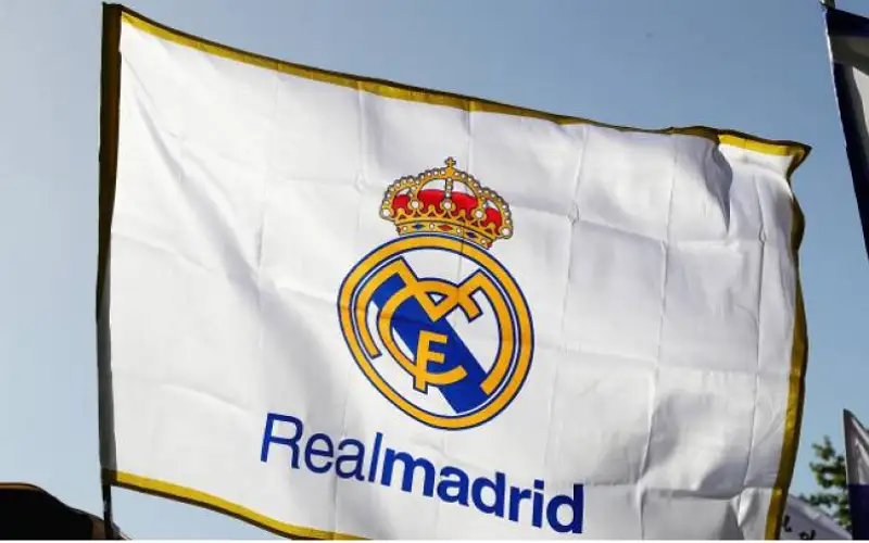 مستقبل غامض يهدد 4 لاعبين في