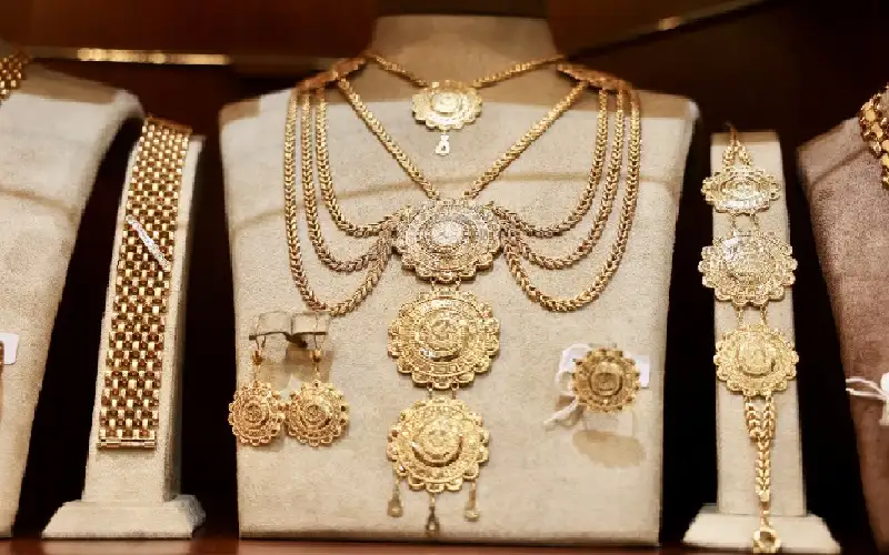 الذهب يسجل مستوى قياسيا جديدا في