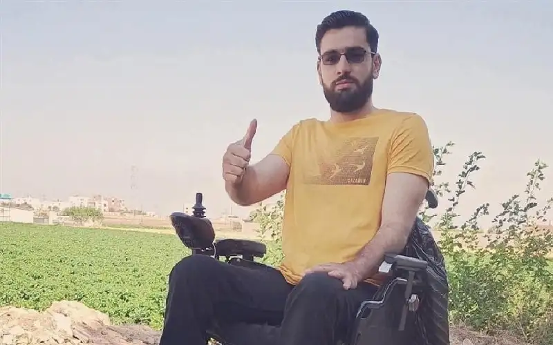 مقتل شاب سوري داخل سيارته بعد