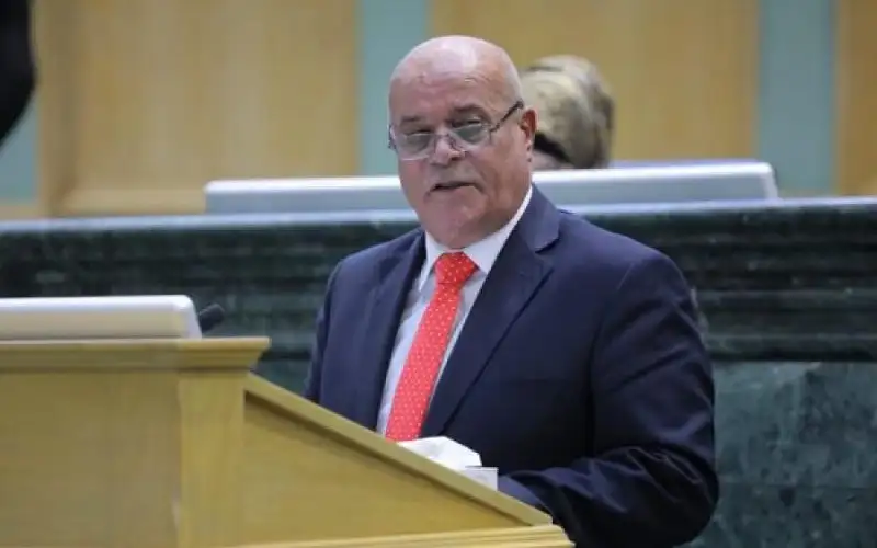 النائب المرايات يسائل “الضمان” حول الديون