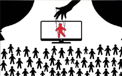 عن كلاب حراسة الديمقراطية.. شاهد