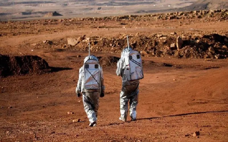 ناسا تكشف الوجه المظلم.. ماذا يحدث