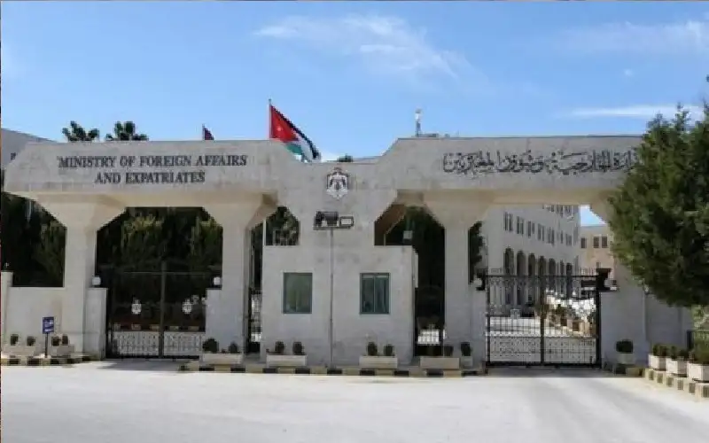 الخارجية تواصل استقبال طلبات الملحقين الدبلوماسيين