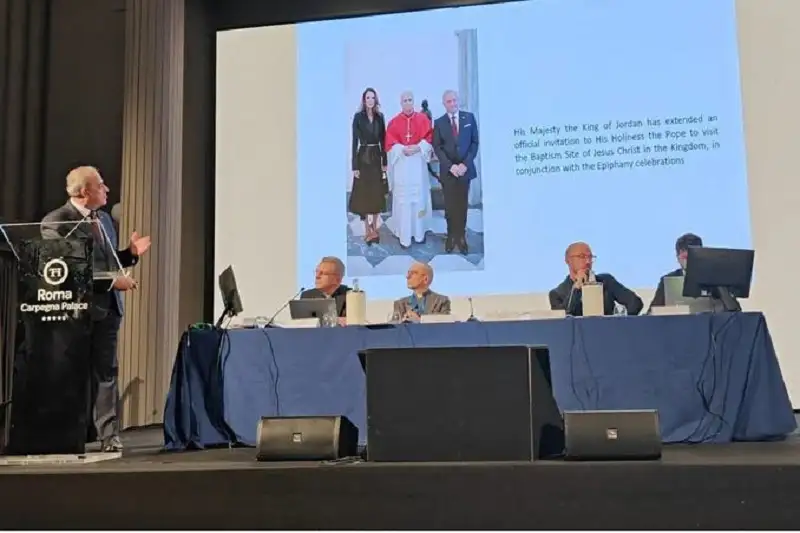 وزير السياحة يشارك في مؤتمر الهيئات