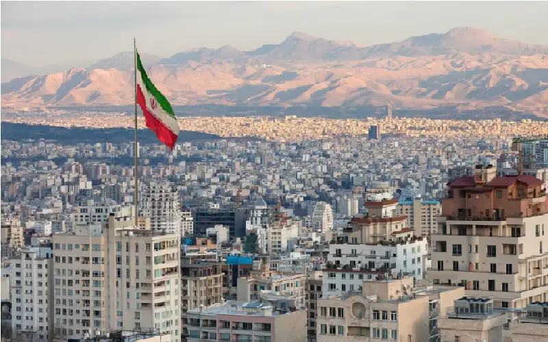 إيران: لم نعد ملزمين بالقيود المرتبطة