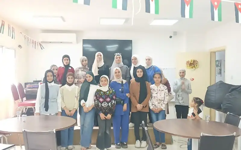 مركز شابات الوسطية ينظم ورشة حول