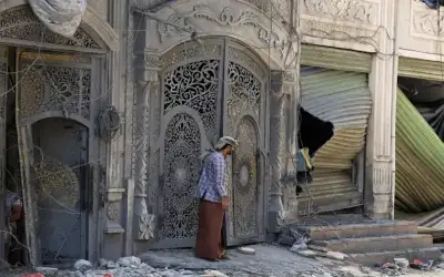 الحوثيون يحتجزون 20 موظفا في الأمم
