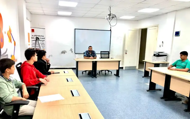 محاضرة توعوية حول مخاطر التدخين والمخدرات