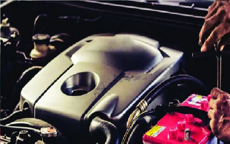 إشارة تحذيرية لا تتجاهلها.. بطارية سيارتك