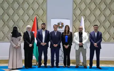 وزير الشباب يلتقي الفائزين بجائزة الحسين
