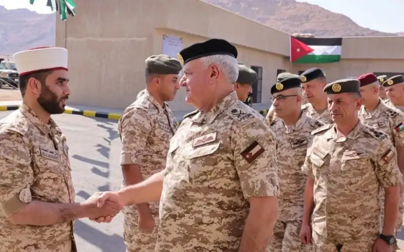 الحنيطي يؤكد استمرار دعم وحدات حرس