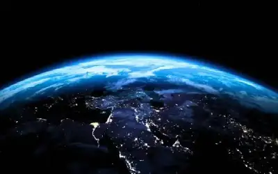 الأرض تغرق في الظلام.. ناسا تحذر