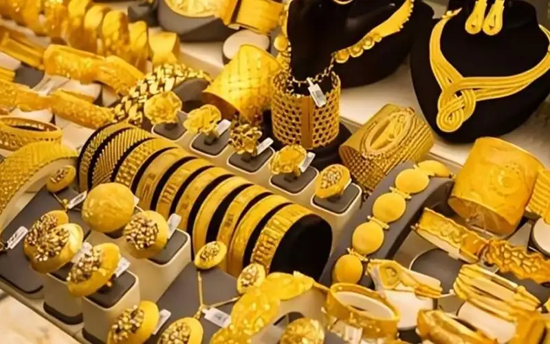 الذهب يواصل انخفاضه محليا ويسجل 81.70
