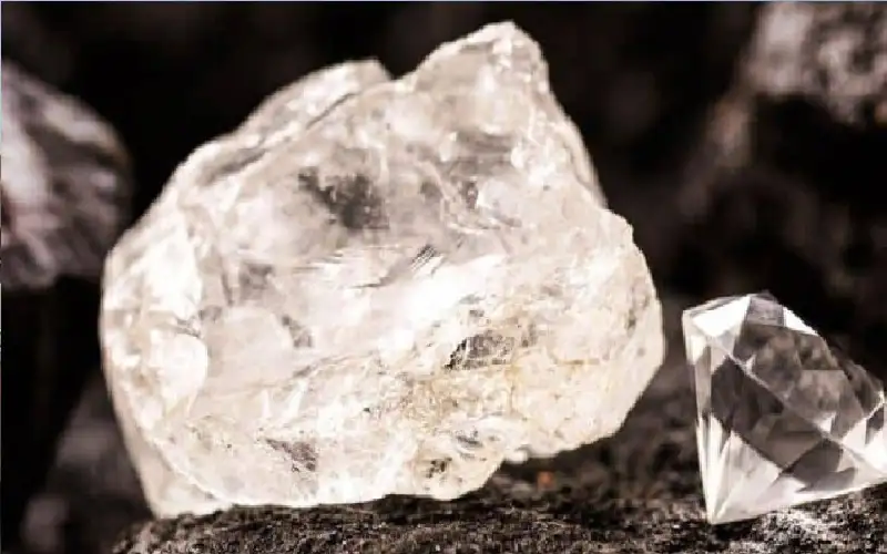 ما تحتاج الأرض مليار سنة لإنتاجه