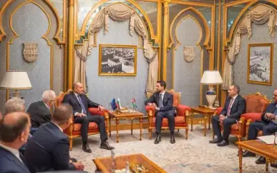 ولي العهد يلتقي في الرياض برئيس