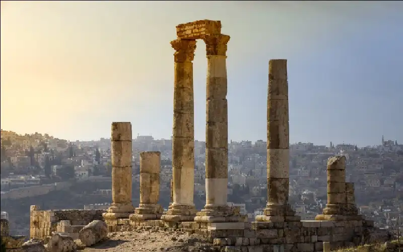 الحكومة تكشف عن مشروع تلفريك جبل