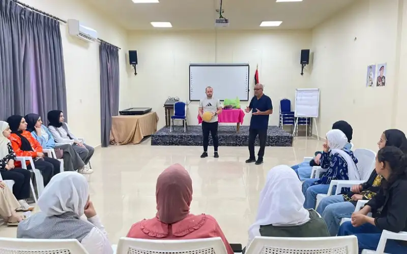 مركز شباب وشابات الرمثا ينظم يوما