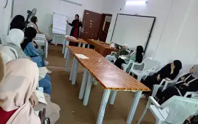 مركز شابات الطيبة ينظم ورشة حول