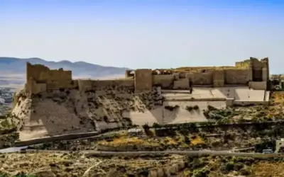 الملك يوجه الحكومة لإنشاء تلفريك في