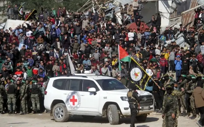 كتائب القسام تقرر تسليم جثامين 3