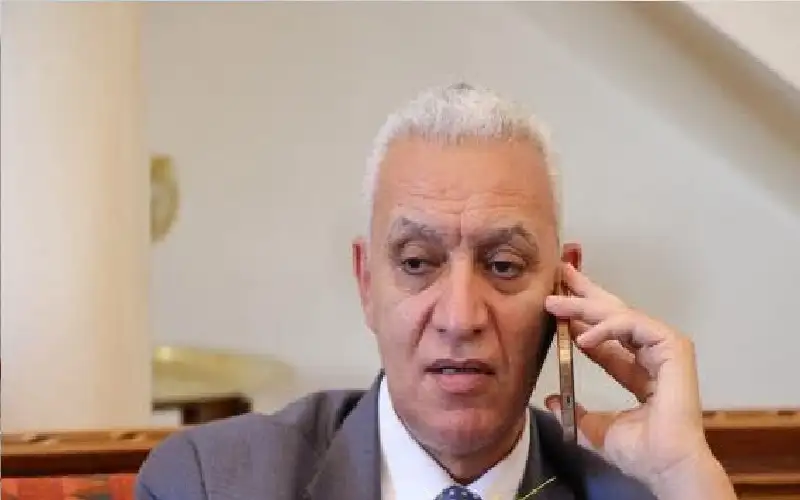 العموش يوجه 54 سؤلا لـ 54