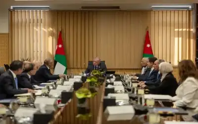 الملك يدعو الى توسيع تطبيق العقوبات