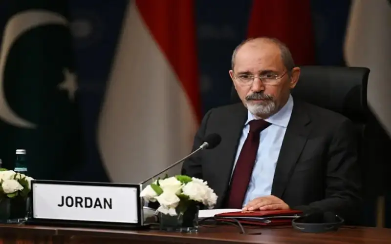 وزير الخارجية يؤكد ضرورة ضمان الالتزام