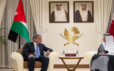 رئيس الوزراء يلتقي رئيس مجلس الوزراء