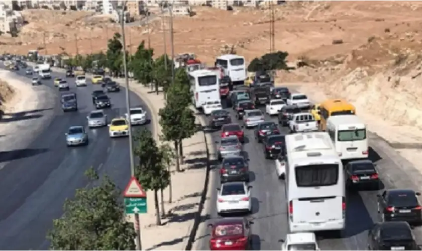 ازدحام مروري خانق في شارع الأردن