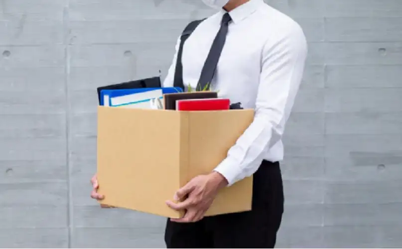 فاقدون لوظائفهم في الصحة والتربية (أسماء)