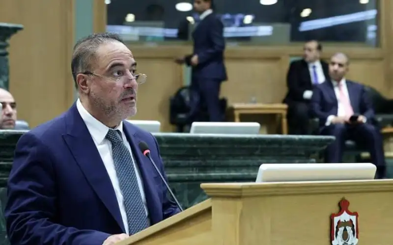 وزير المالية: لا ضرائب جديدة في