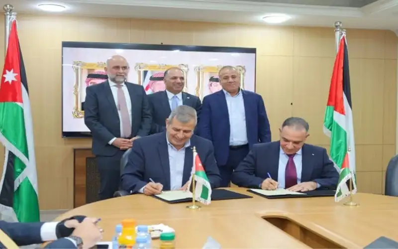 الأردن وفلسطين يوقعان مذكرة تفاهم لتعزيز