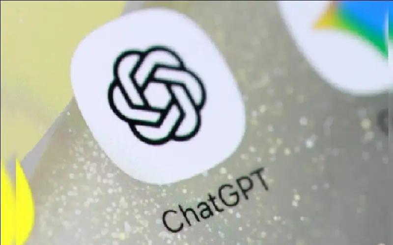 اتهامات لـشات جي بي تي بدفع