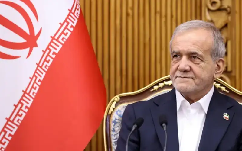 بزشكيان: إيران تسعى للسلام لكنها لن