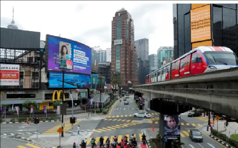 الأمريكيون غير الأثرياء يبحثون عن بلاد