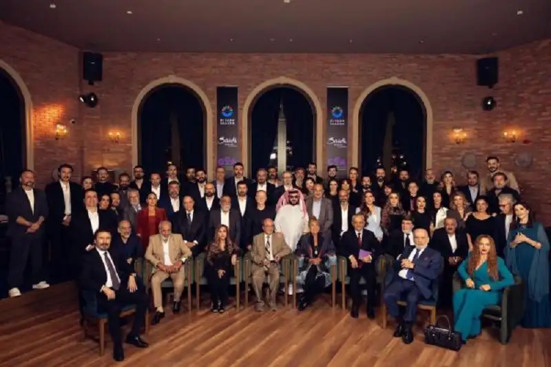 آل الشيخ يستضيف أساطير الفن السوري