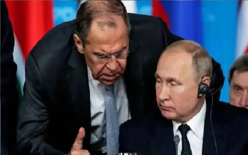 21 عاما في المنصب.. لافروف صندوق