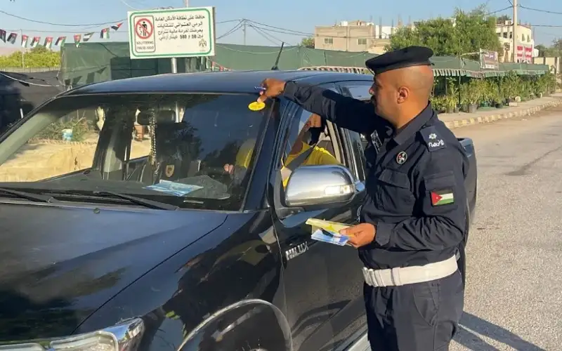 السير: أكثر من 300 ألف سائق